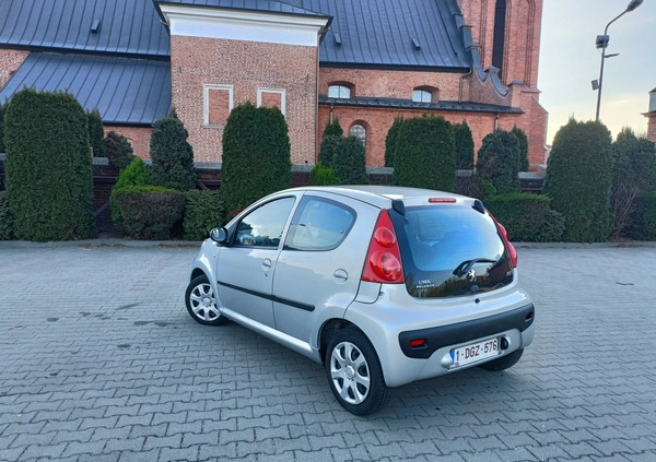 Peugeot 107 cena 13900 przebieg: 122100, rok produkcji 2011 z Szczawno-Zdrój małe 497